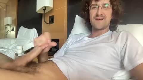 Snapshot of sweet_terence93 chatting on September 27, 7:12 pm Terence online show from September 27, 7:12 pm
