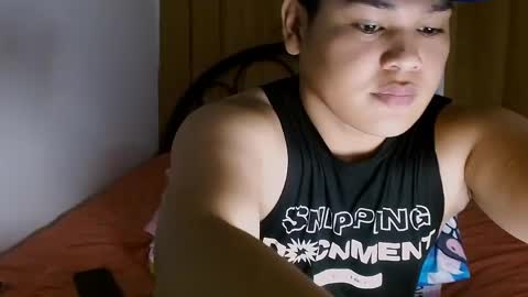 sweetasiangay online show from May 8, 11:27 pm