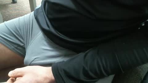 Snapshot of sweetdong chatting on February 7, 1:11 pm Stick around its a grower online show from February 7, 1:11 pm