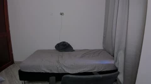 Lian online show from October 7, 5:39 pm