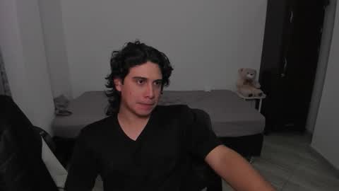 Lian online show from February 3, 6:22 am