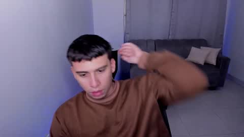 Lian online show from March 10, 5:54 am