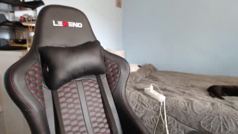 Kat online show from March 4, 10:44 am