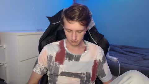 Cat online show from January 11, 7:50 pm