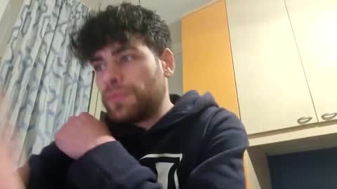 Emanuele online show from March 1, 8:21 pm