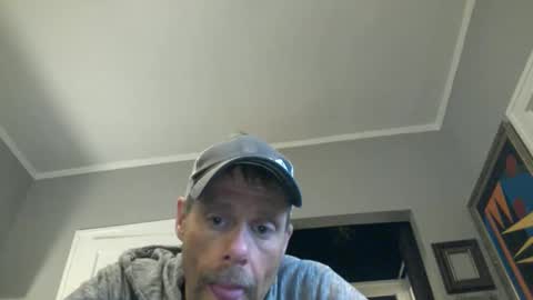 swontguy2025 online show from February 2, 3:32 am