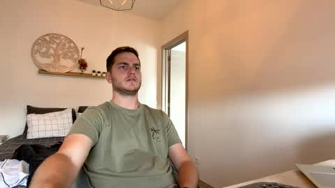syl092 online show from June 5, 3:29 pm