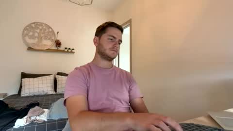 syl092 online show from June 6, 4:02 pm