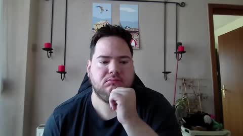 sympon1e online show from February 25, 9:32 am