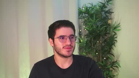 t0ny_wylie online show from March 19, 7:44 am