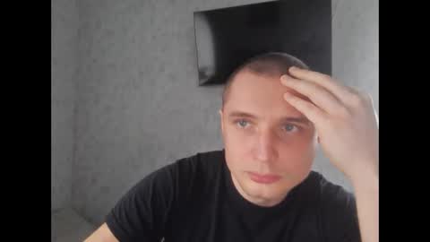 Den online show from October 27, 9:33 am