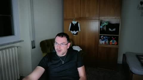 taf1989 online show from June 16, 10:56 pm