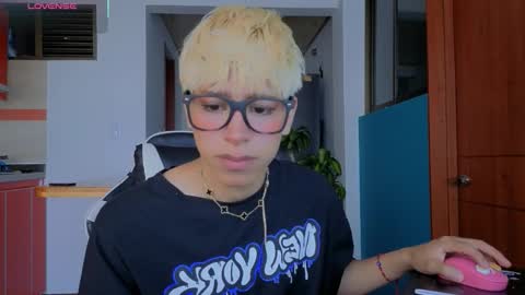 taichi online show from February 10, 2:55 pm