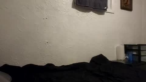 Snapshot of talenjames chatting on December 6, 1:40 am Talen James online show from December 6, 1:40 am