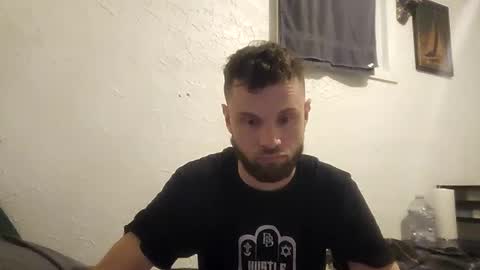 Snapshot of talenjames chatting on December 14, 9:46 pm Talen James online show from December 14, 9:46 pm