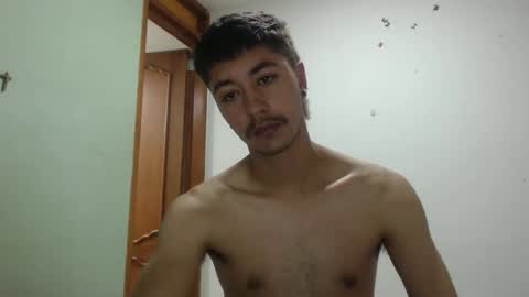 talhi_ online show from April 14, 9:47 pm