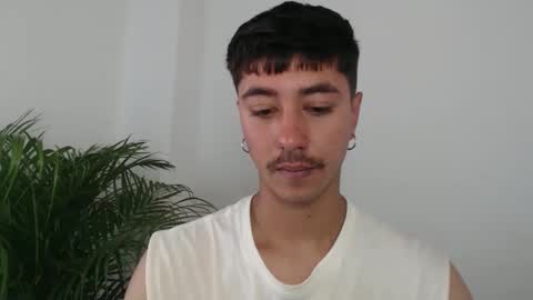 talhi_ online show from October 29, 4:54 pm