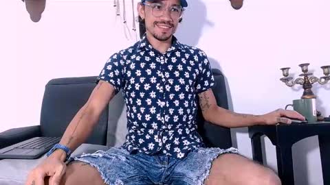 tanshavey online show from November 7, 4:38 am