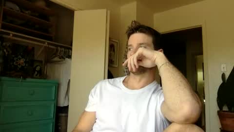 Dr. Love online show from November 5, 5:48 pm