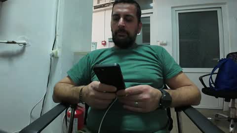 Snapshot of tarkan198 chatting on January 10, 7:00 pm tarkan198 online show from January 10, 7:00 pm