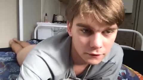 tasteithorny online show from November 3, 9:46 am