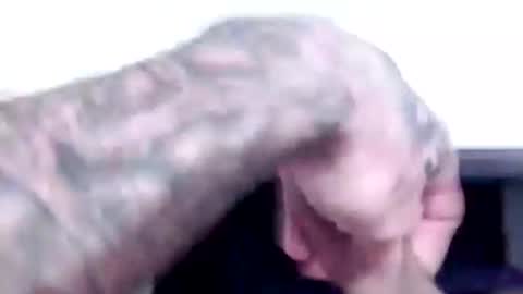 Snapshot of tattednhard6969 chatting on December 14, 10:07 pm tattednhard6969 online show from December 14, 10:07 pm