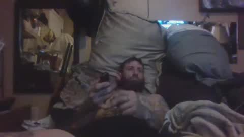 Snapshot of tattoo3333 chatting on January 8, 6:41 am tattoo3333 online show from January 8, 6:41 am