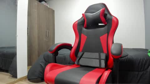  T A U R U S  online show from October 1, 12:20 pm