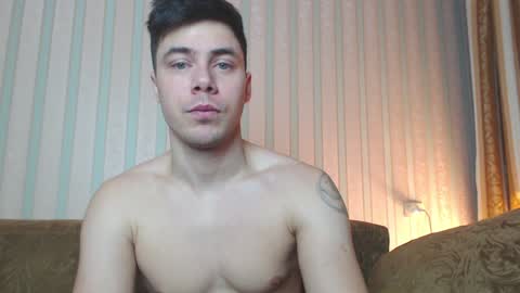 Snapshot of tayler_durden_1 chatting on December 23, 4:44 am ... online show from December 23, 4:44 am