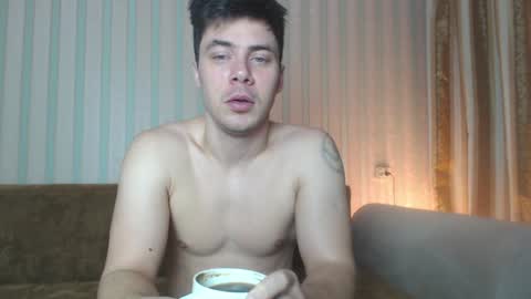 Snapshot of tayler_durden_1 chatting on January 3, 4:11 am ... online show from January 3, 4:11 am