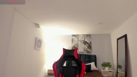 BASTIAN online show from April 21, 8:26 pm