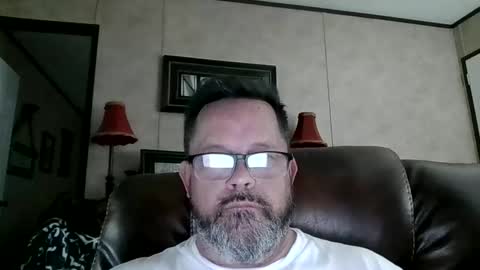 tdhawk87 online show from February 17, 9:03 pm