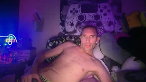 teamrocketboss online show from March 18, 11:35 am