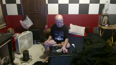 Snapshot of terdy2366 chatting on January 19, 5:26 am terdy2366 online show from January 19, 5:26 am