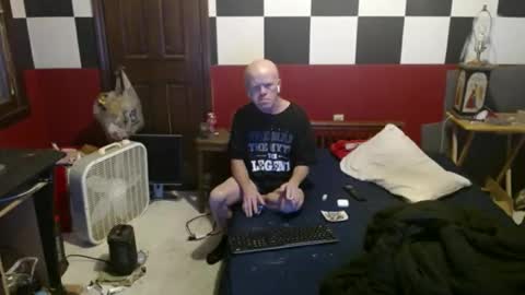 Snapshot of terdy2366 chatting on January 14, 11:27 pm terdy2366 online show from January 14, 11:27 pm