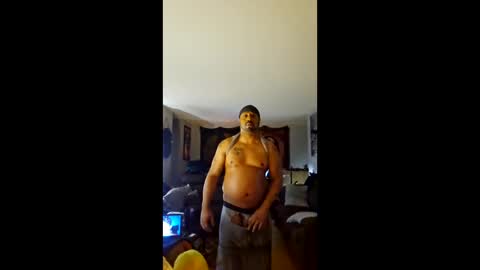 terrellmuscle online show from April 19, 7:41 am