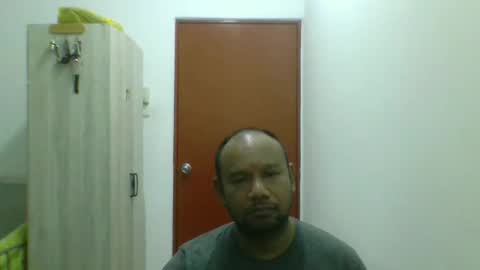 yours online show from February 3, 2:22 pm