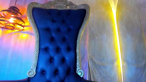 thaddeus king online show from December 5, 1:46 am