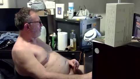Snapshot of thang5545 chatting on September 12, 2:11 am thang5545 online show from September 12, 2:11 am