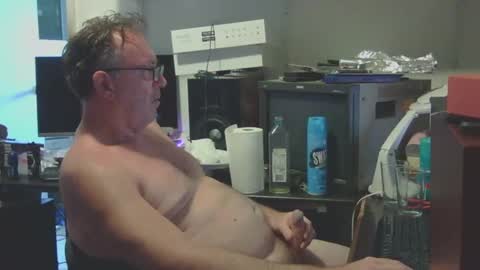 Snapshot of thang5545 chatting on January 22, 2:15 am thang5545 online show from January 22, 2:15 am