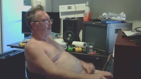 Snapshot of thang5545 chatting on January 1, 3:13 am thang5545 online show from January 1, 3:13 am