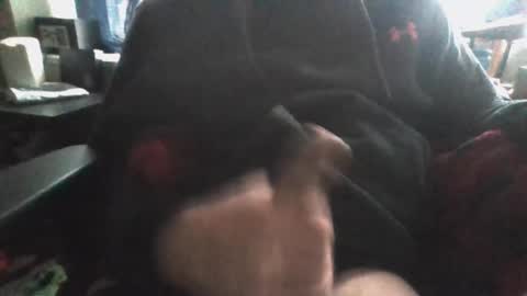 A guy online show from January 14, 8:34 pm