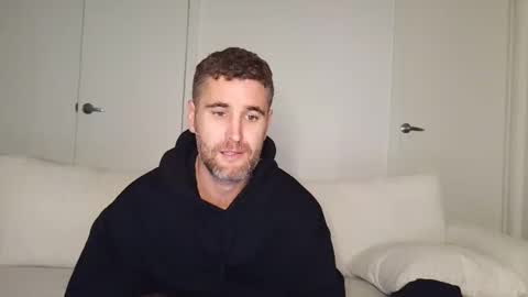 thataustralianguy11 online show from May 23, 2:00 pm