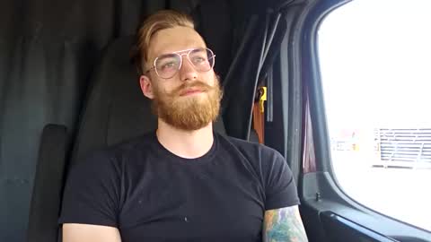 Lucas King online show from March 30, 6:20 pm