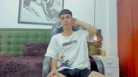   T H E    M A R K   K I N G online show from October 17, 5:39 pm