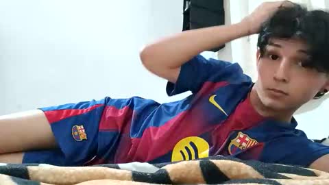 thebluesky_18 online show from November 13, 9:25 am