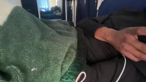 theeshooterr online show from February 9, 2:44 pm