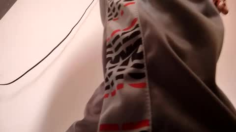 thehousedog online show from January 5, 9:03 pm