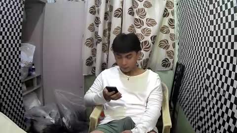 Xerxis online show from February 6, 8:13 pm