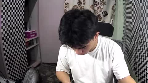 Xerxis online show from December 7, 9:17 am